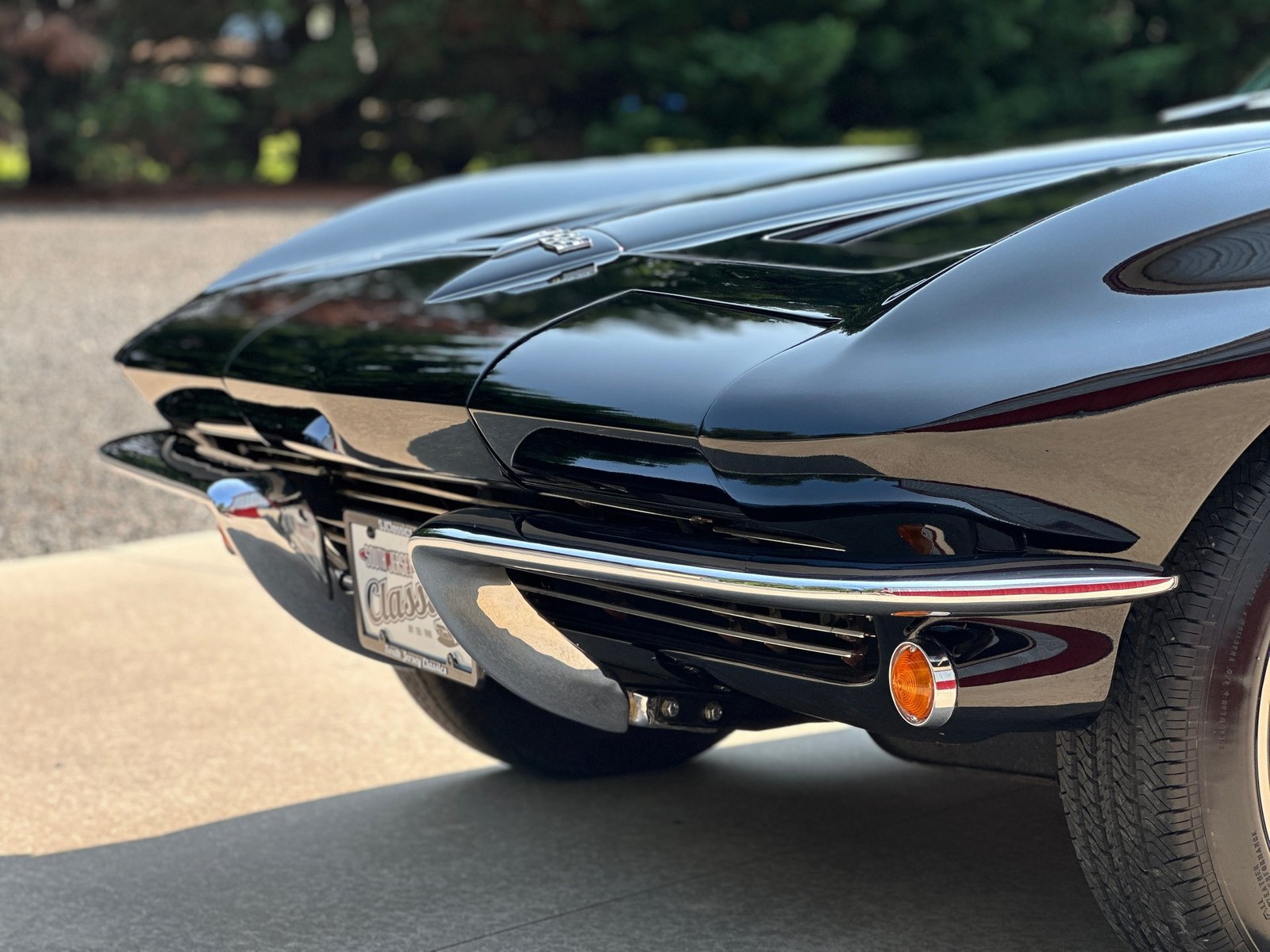 Chevrolet-Corvette-1964-Convertible-2