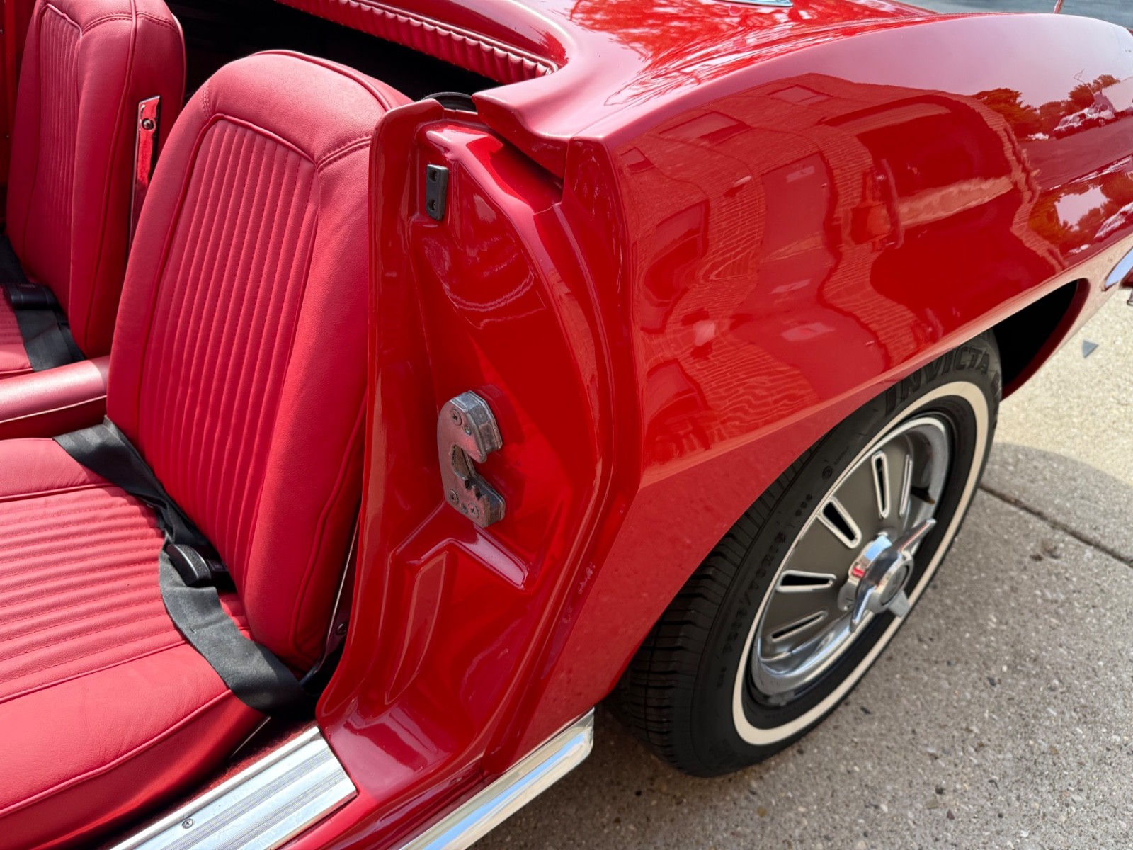 Chevrolet-Corvette-1964-Convertible-20