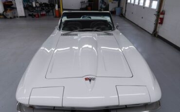 Chevrolet-Corvette-1964-Convertible-21