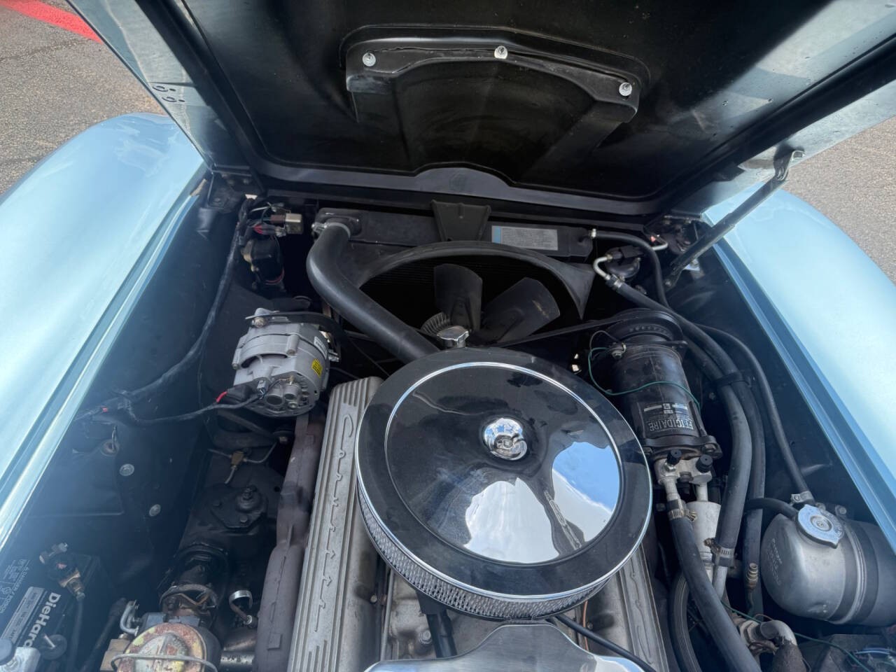Chevrolet-Corvette-1964-Convertible-24