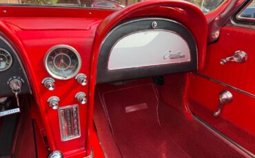 Chevrolet-Corvette-1964-Convertible-25