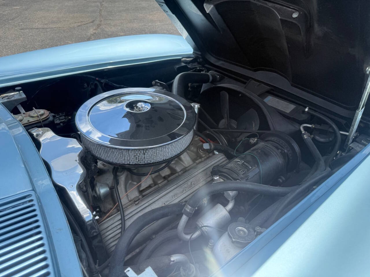 Chevrolet-Corvette-1964-Convertible-25
