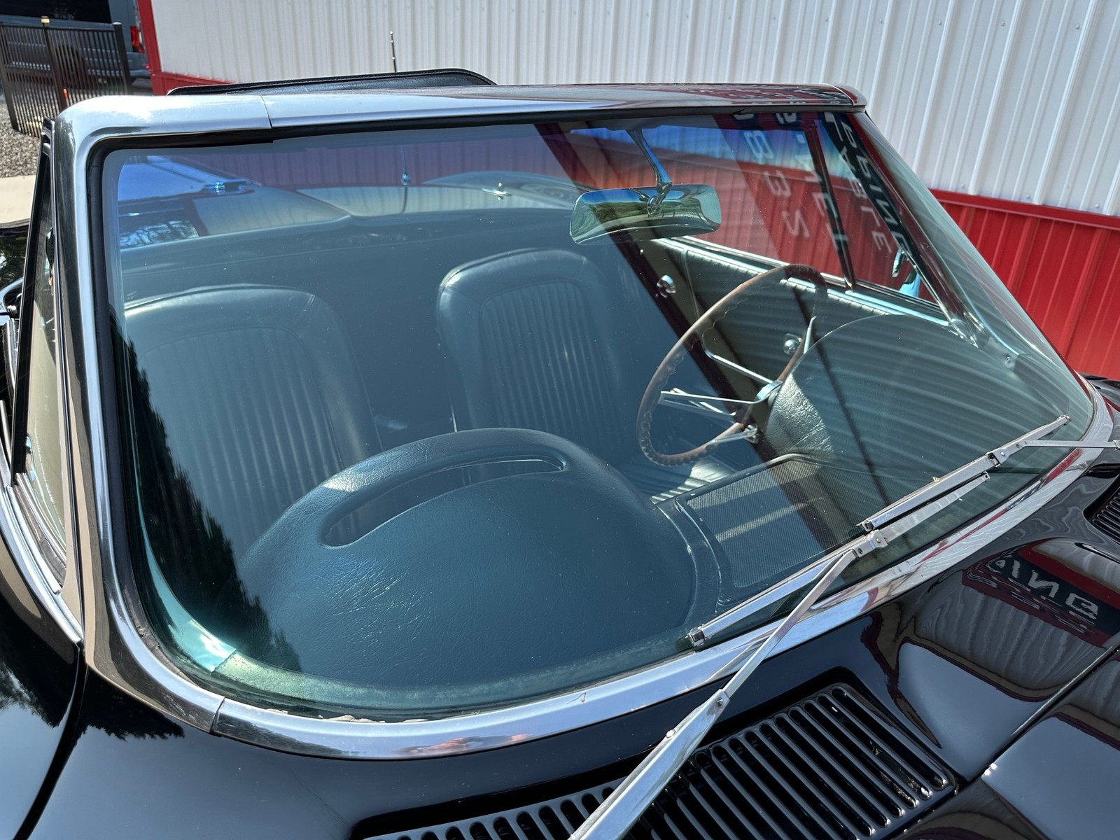 Chevrolet-Corvette-1964-Convertible-27