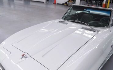 Chevrolet-Corvette-1964-Convertible-27