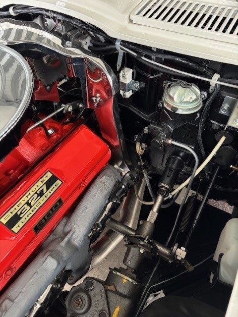 Chevrolet-Corvette-1964-Convertible-3