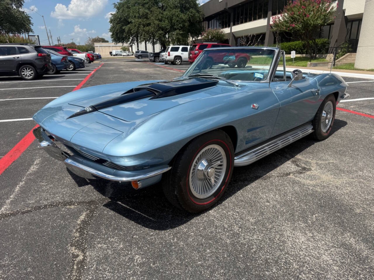 Chevrolet-Corvette-1964-Convertible-3