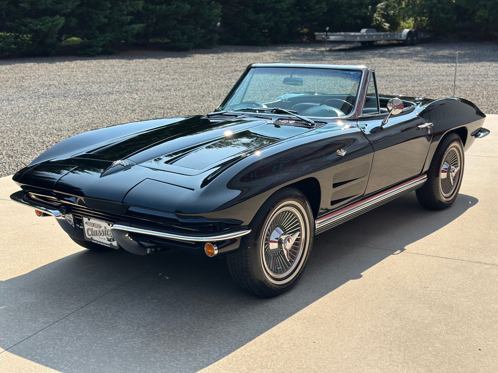 Chevrolet-Corvette-1964-Convertible-3