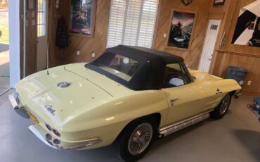 Chevrolet-Corvette-1964-Convertible-3