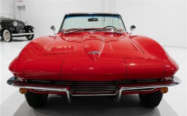 Chevrolet-Corvette-1964-Convertible-3