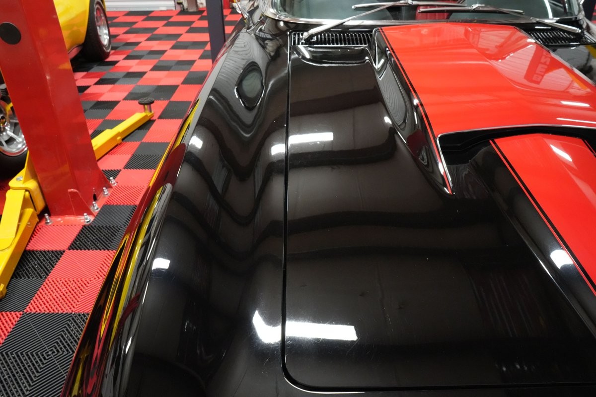 Chevrolet-Corvette-1964-Convertible-31