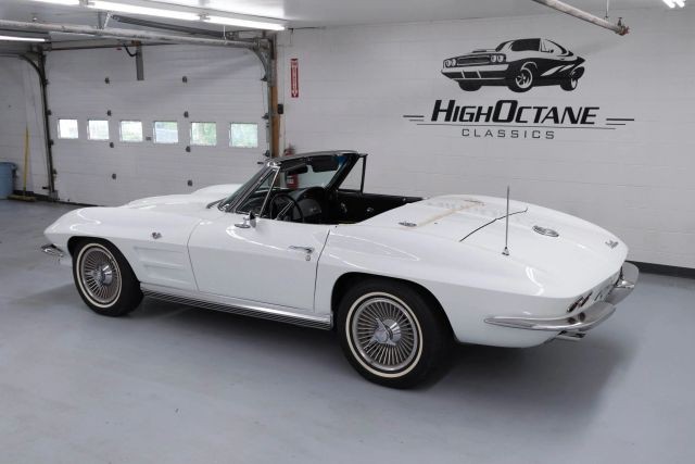 Chevrolet-Corvette-1964-Convertible-32