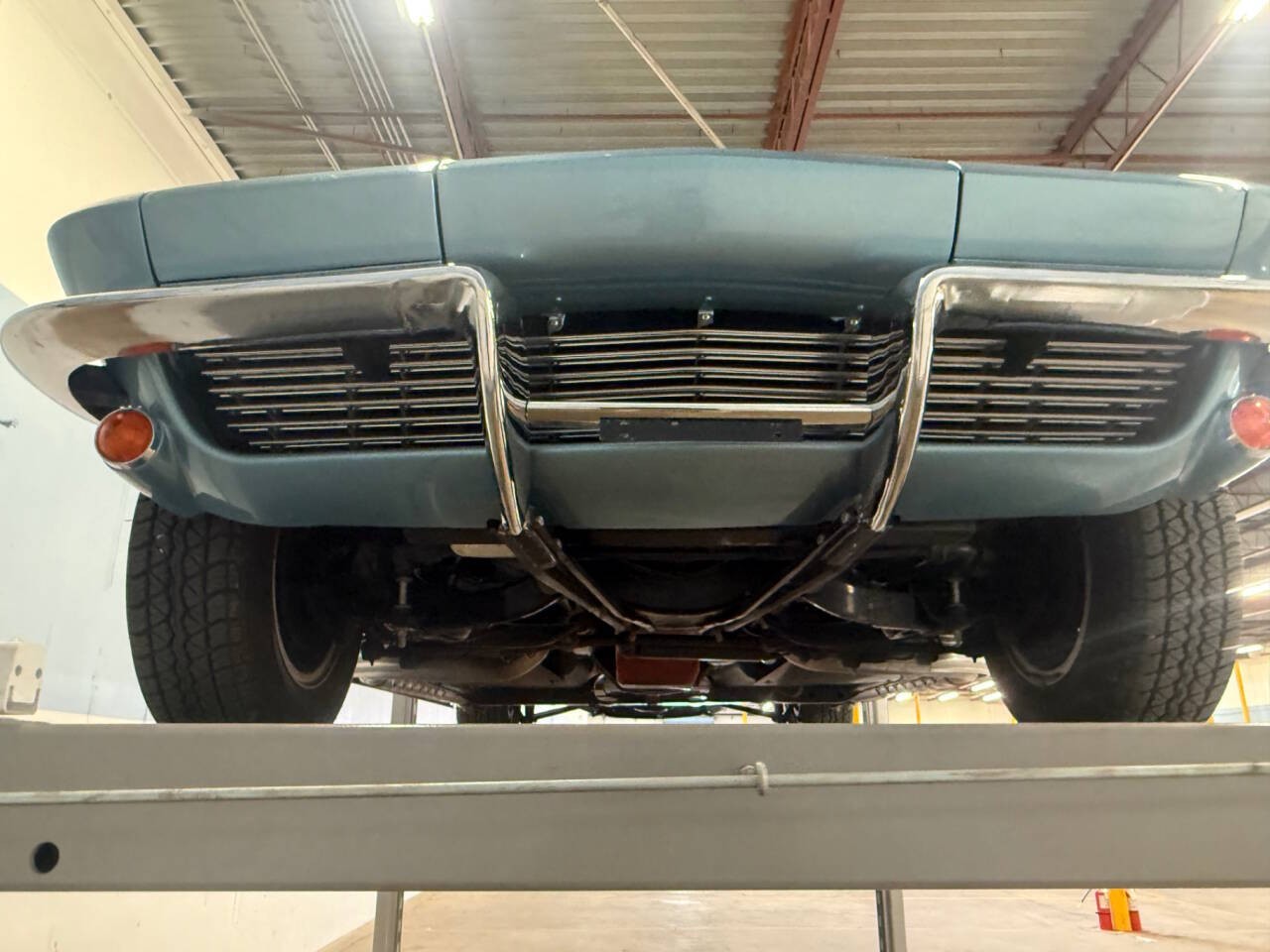 Chevrolet-Corvette-1964-Convertible-33