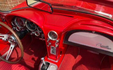 Chevrolet-Corvette-1964-Convertible-34