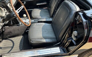 Chevrolet-Corvette-1964-Convertible-35