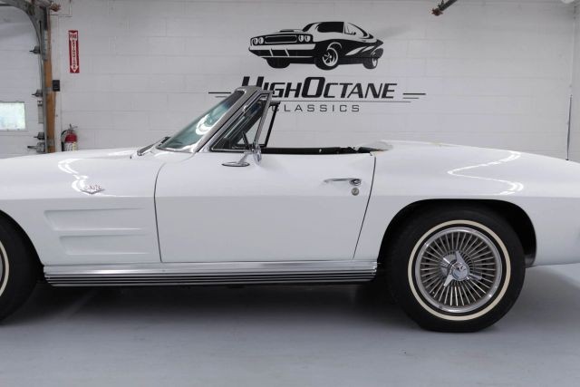 Chevrolet-Corvette-1964-Convertible-35