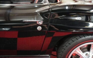 Chevrolet-Corvette-1964-Convertible-38