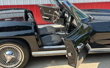 Chevrolet-Corvette-1964-Convertible-38