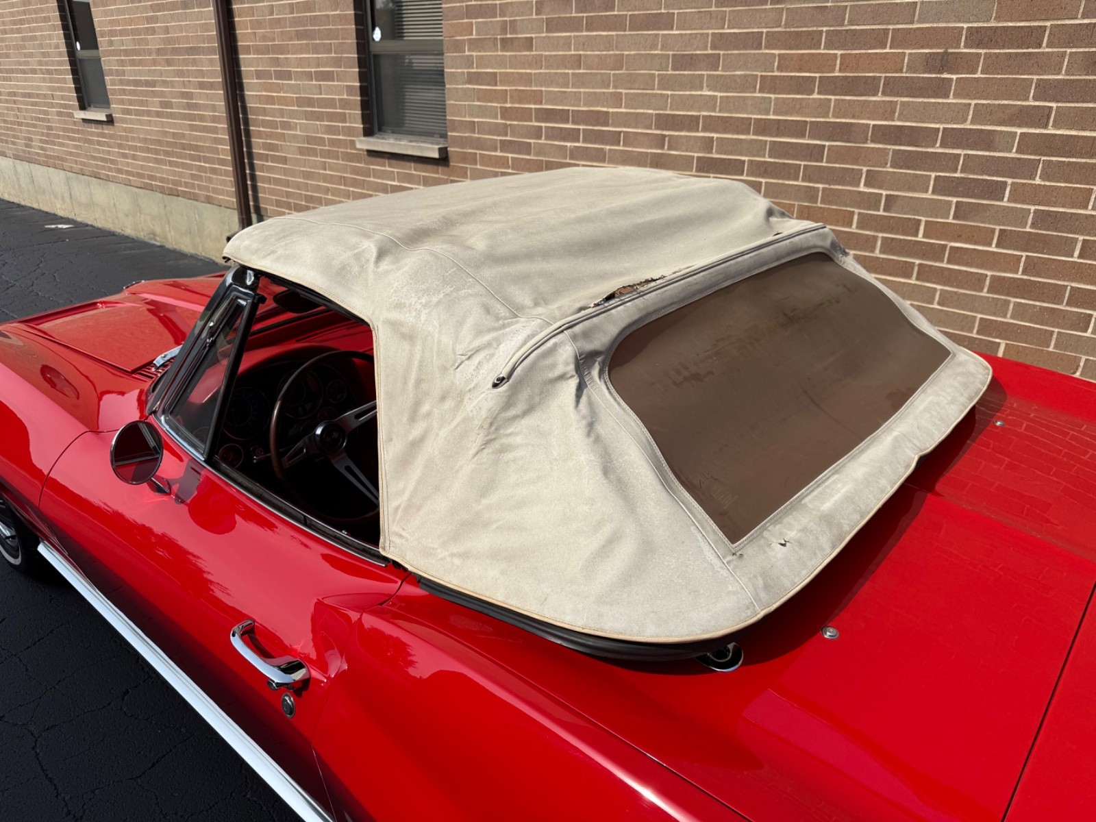 Chevrolet-Corvette-1964-Convertible-39