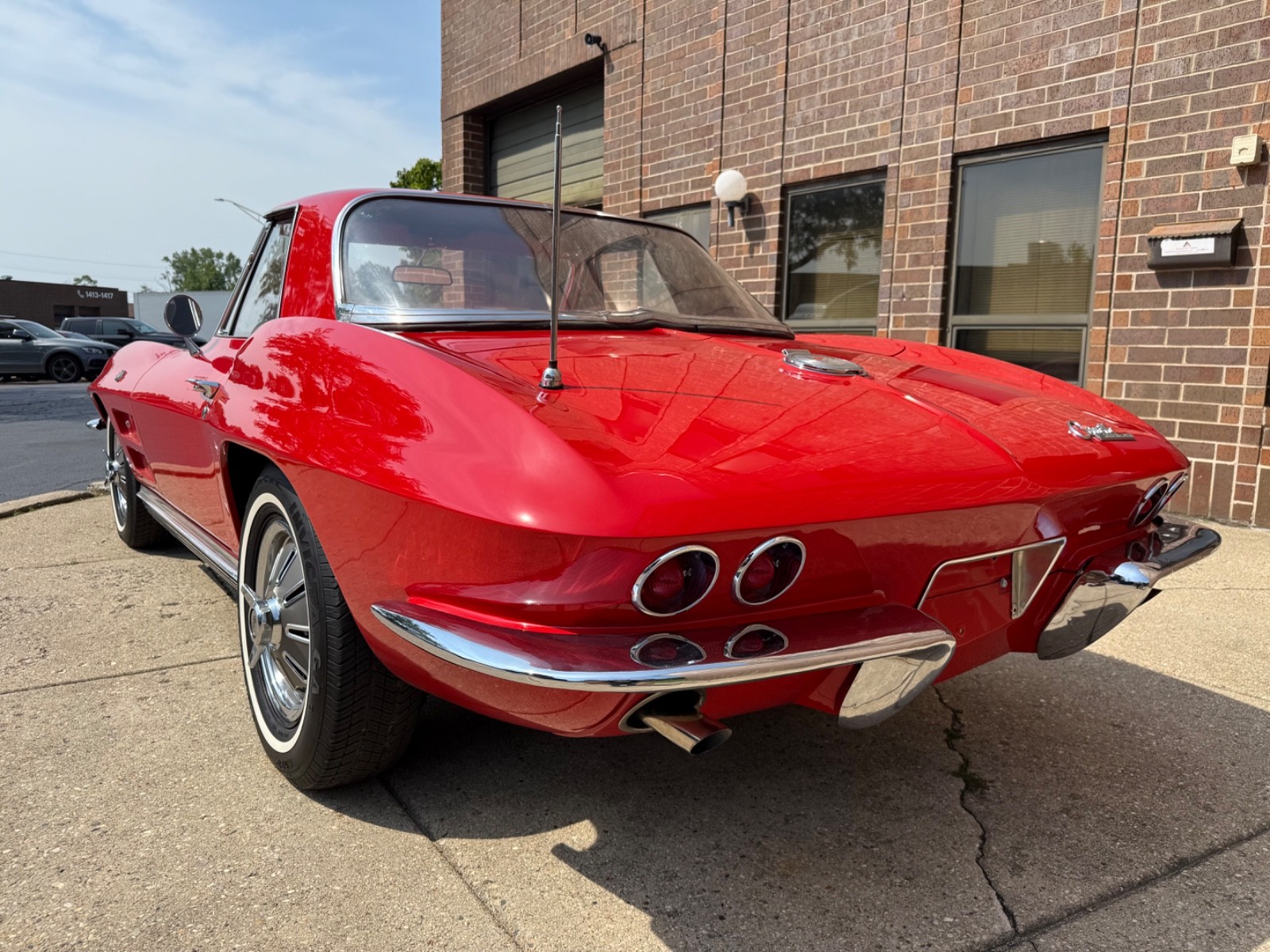 Chevrolet-Corvette-1964-Convertible-4