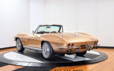 Chevrolet-Corvette-1964-Convertible-4