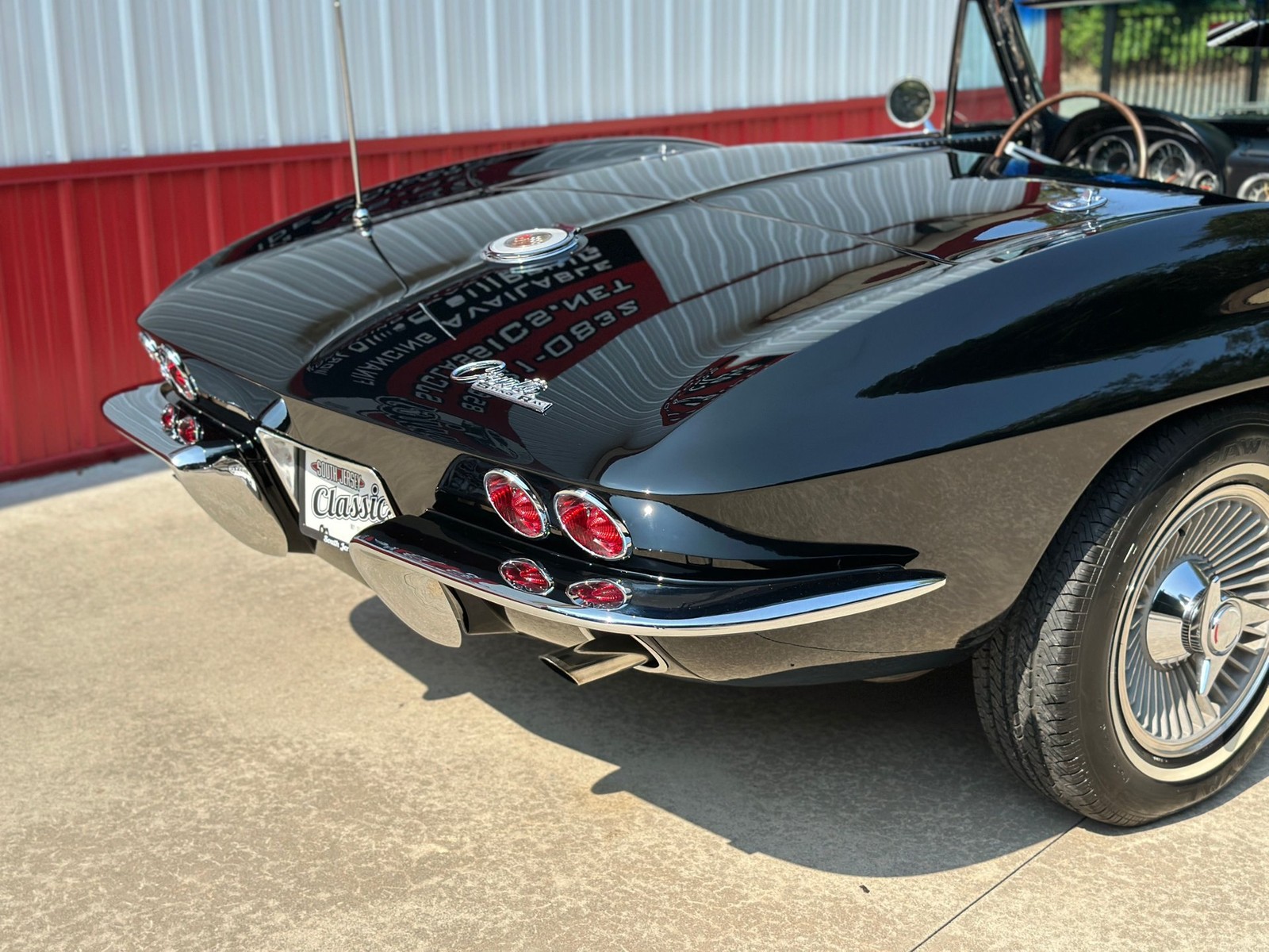 Chevrolet-Corvette-1964-Convertible-4