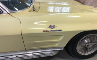 Chevrolet-Corvette-1964-Convertible-4