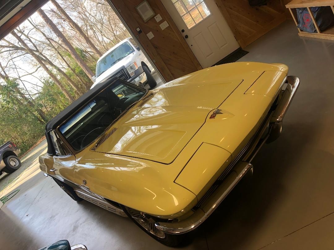 Chevrolet-Corvette-1964-Convertible