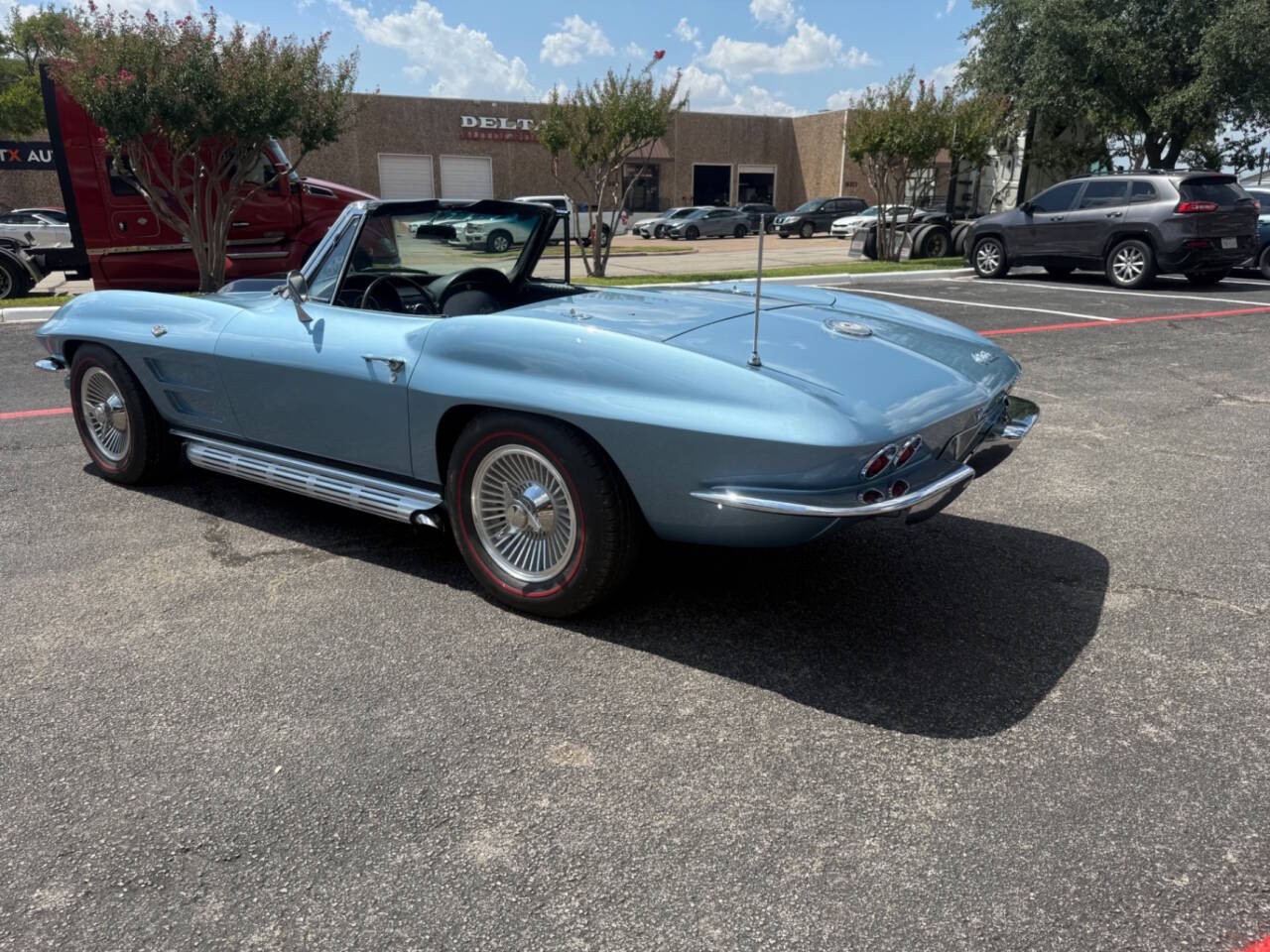 Chevrolet-Corvette-1964-Convertible-5