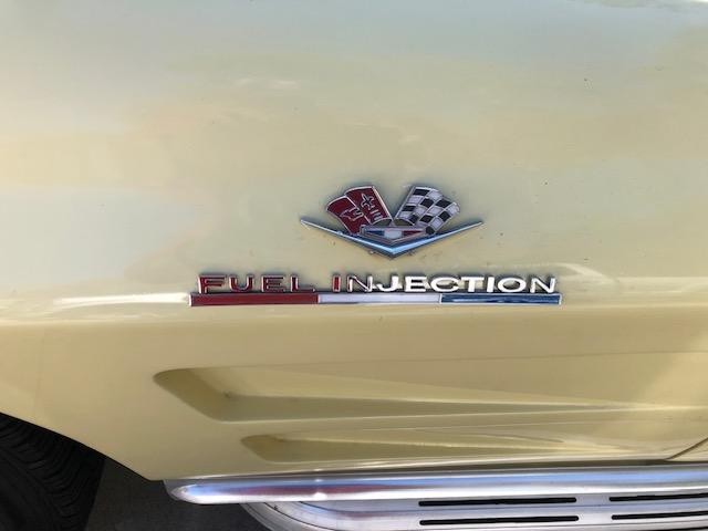 Chevrolet-Corvette-1964-Convertible-6