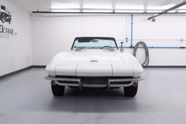 Chevrolet-Corvette-1964-Convertible-9