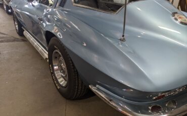 Chevrolet-Corvette-1964-Coupe-11