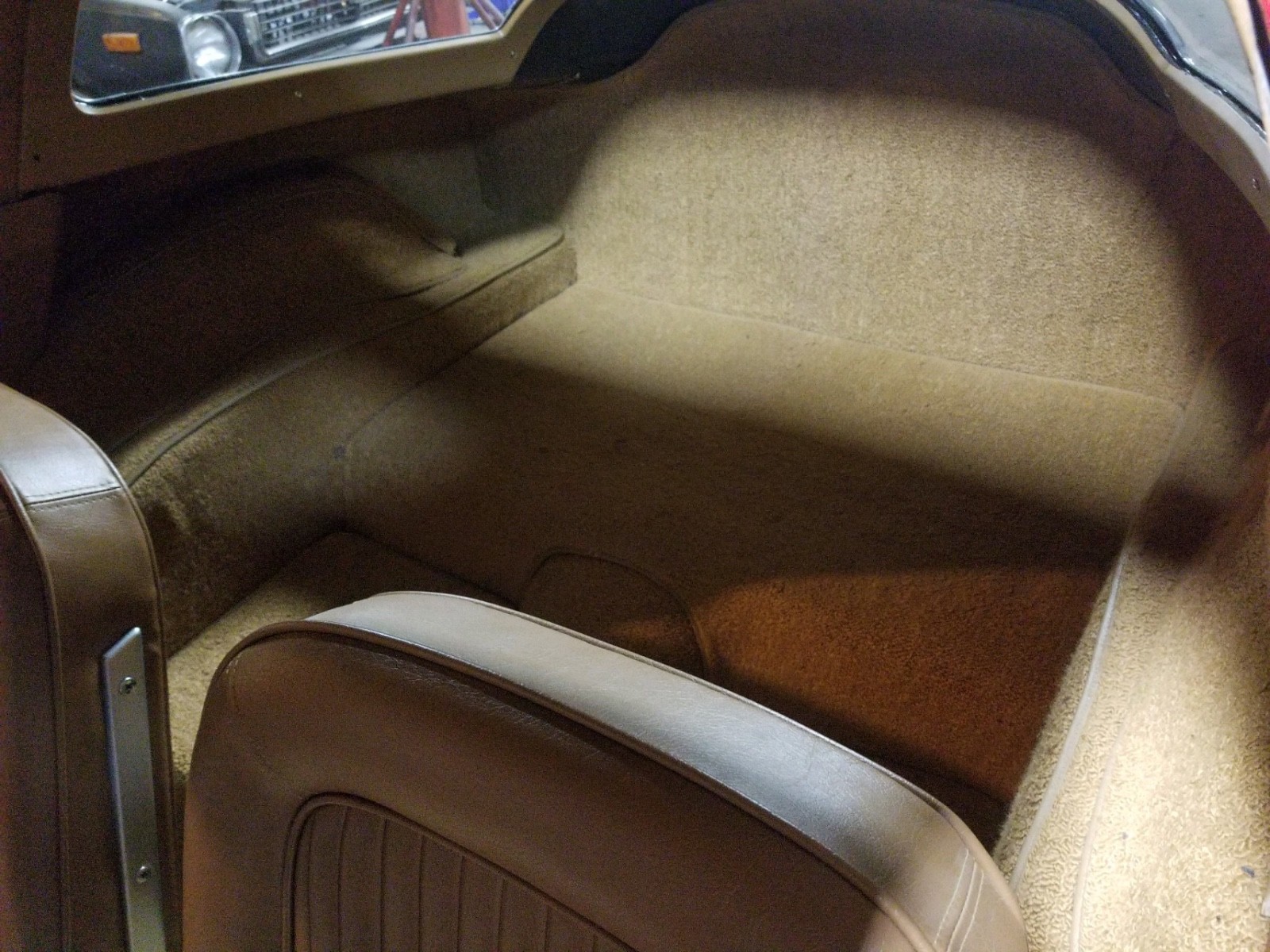 Chevrolet-Corvette-1964-Coupe-14