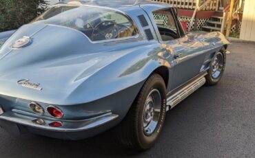 Chevrolet-Corvette-1964-Coupe-15