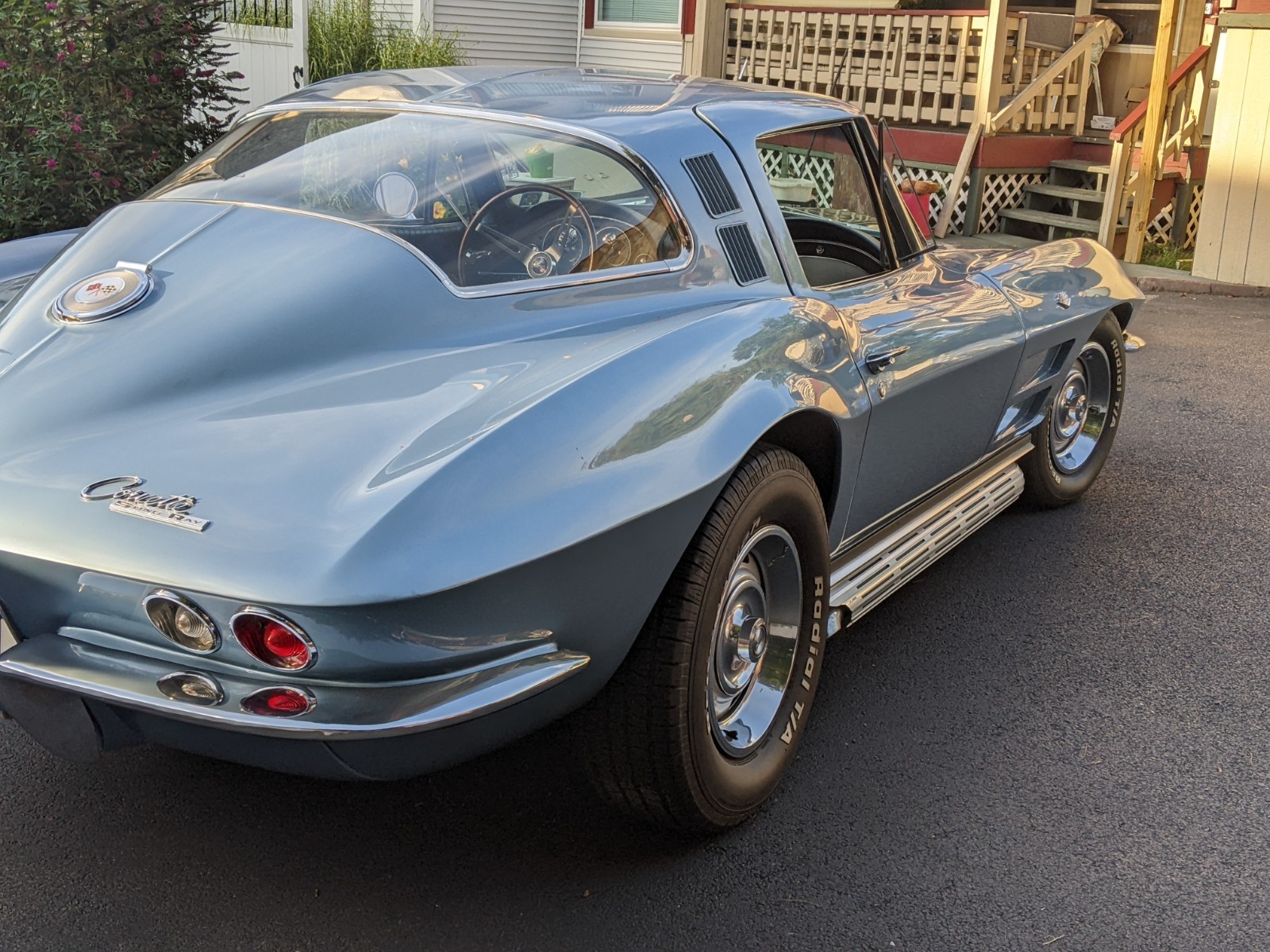 Chevrolet-Corvette-1964-Coupe-15