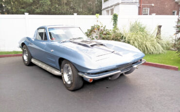 Chevrolet-Corvette-1964-Coupe-2