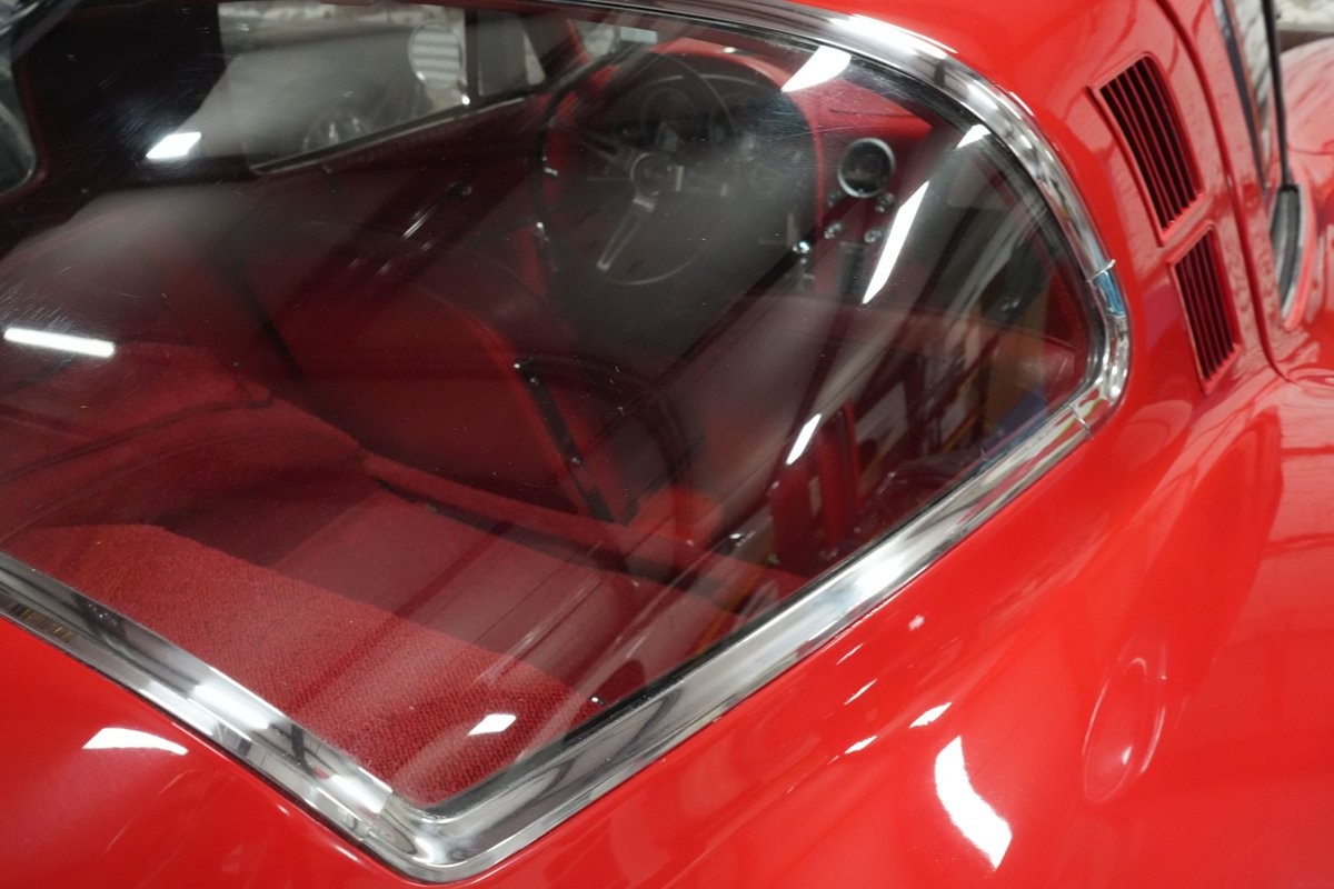 Chevrolet-Corvette-1964-Coupe-20