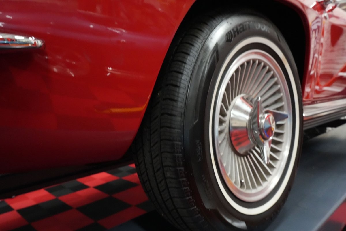 Chevrolet-Corvette-1964-Coupe-36
