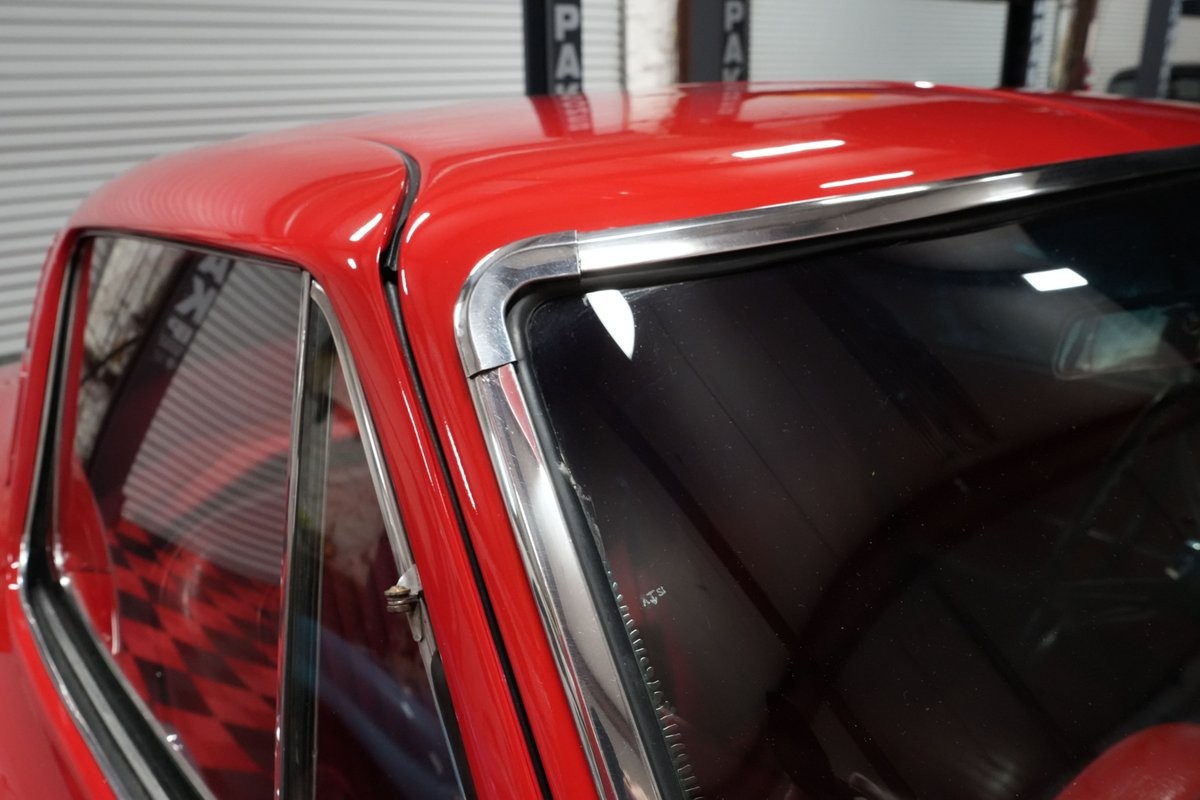 Chevrolet-Corvette-1964-Coupe-38