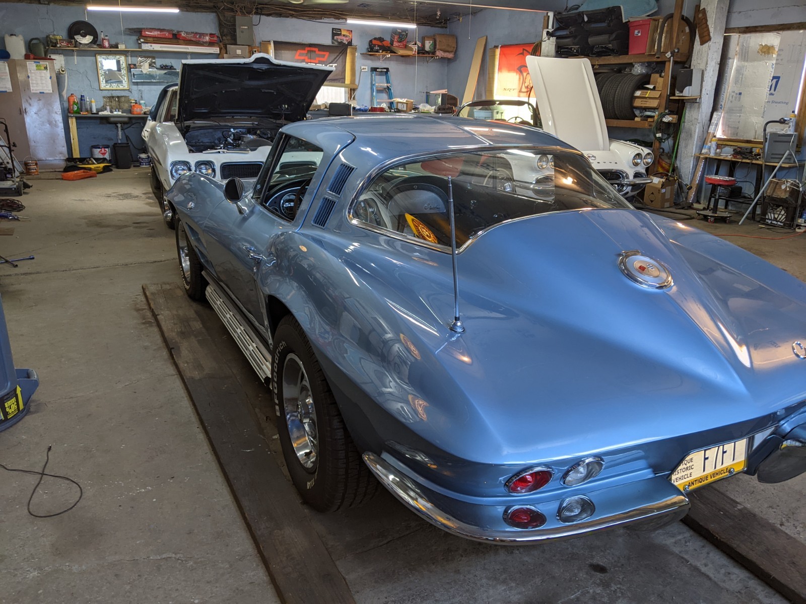 Chevrolet-Corvette-1964-Coupe-7