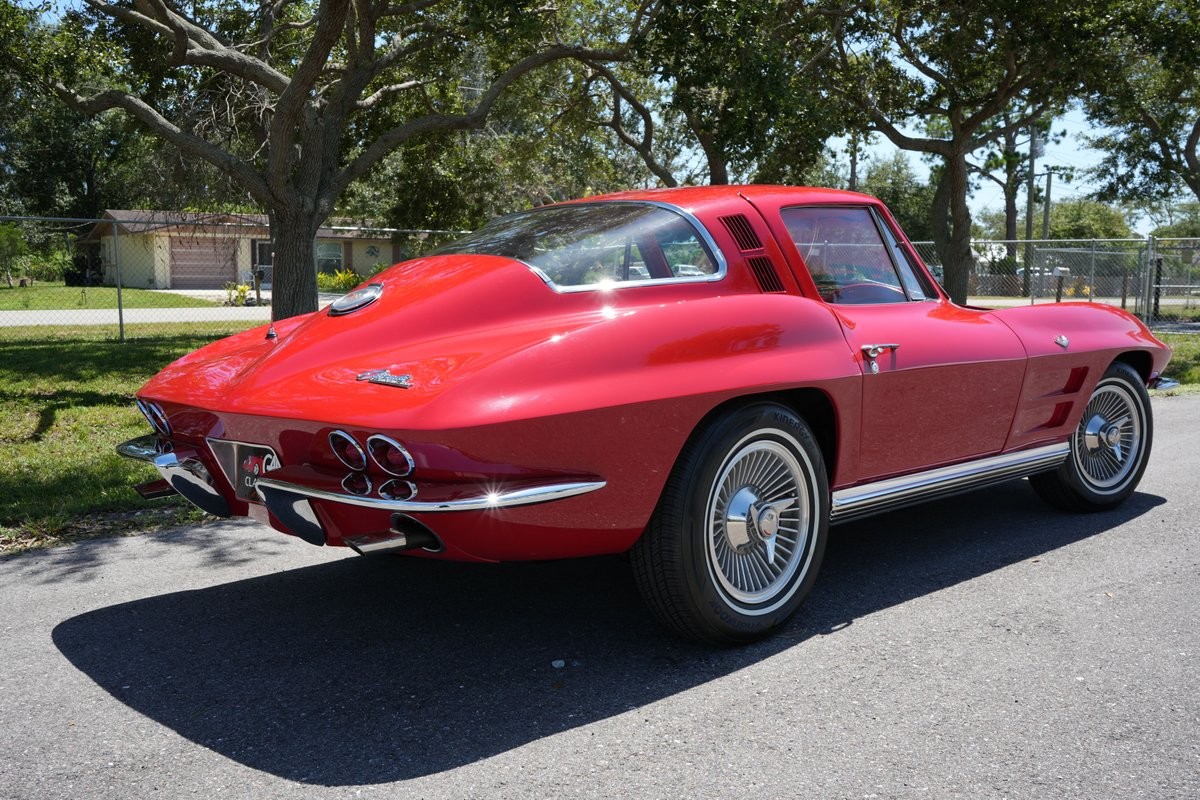 Chevrolet-Corvette-1964-Coupe-8