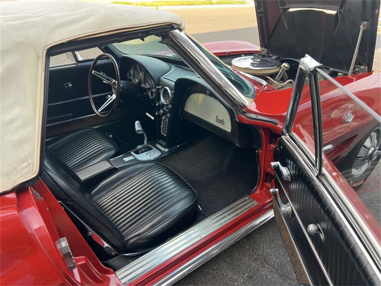 Chevrolet-Corvette-1964-Red-Black-19