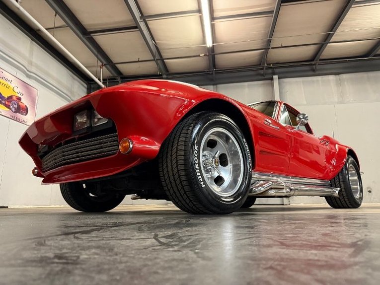 Chevrolet-Corvette-1964-Red-Cream-3