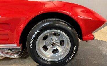 Chevrolet-Corvette-1964-Red-Cream-8