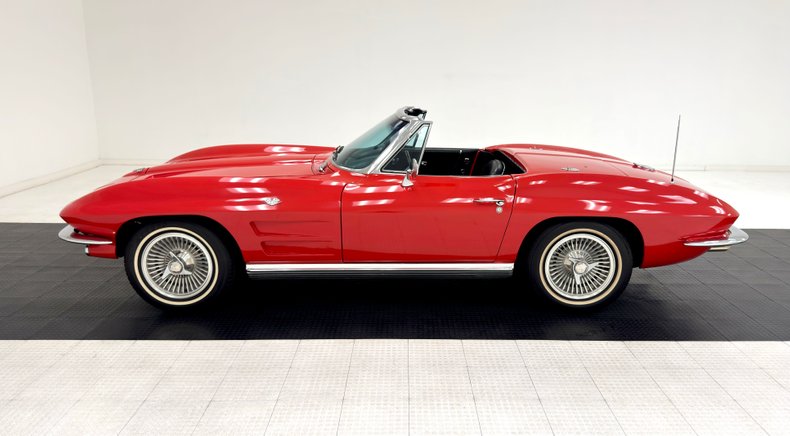 Chevrolet-Corvette-1964-Riverside-Red-Black-3