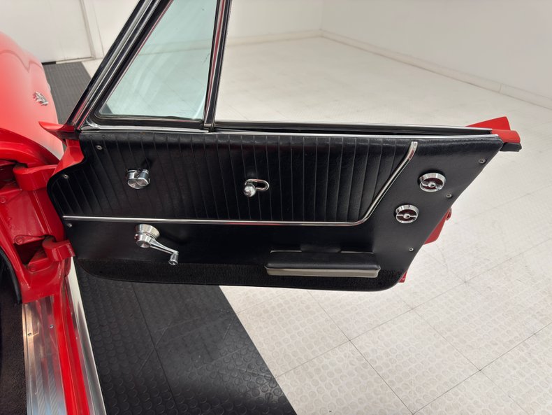 Chevrolet-Corvette-1964-Riverside-Red-Black-31