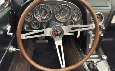 Chevrolet-Corvette-1964-Riverside-Red-Black-37