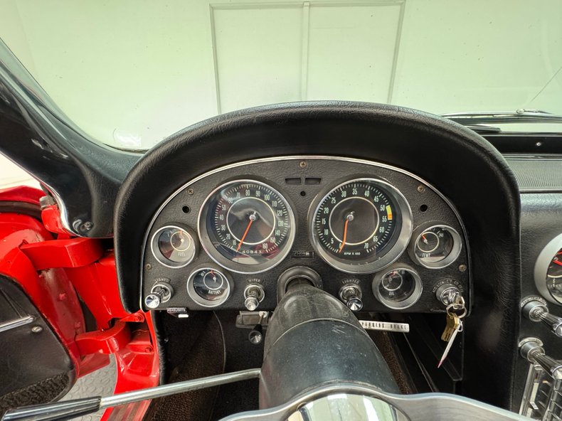 Chevrolet-Corvette-1964-Riverside-Red-Black-38