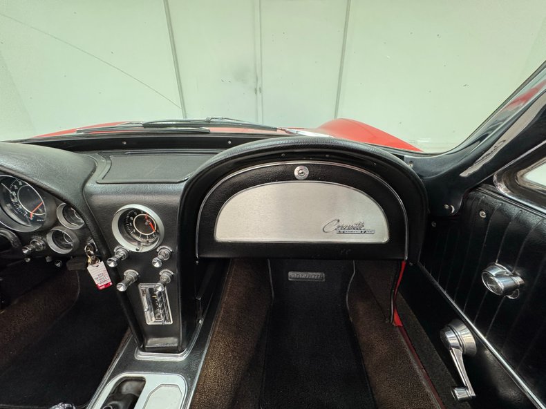 Chevrolet-Corvette-1964-Riverside-Red-Black-41