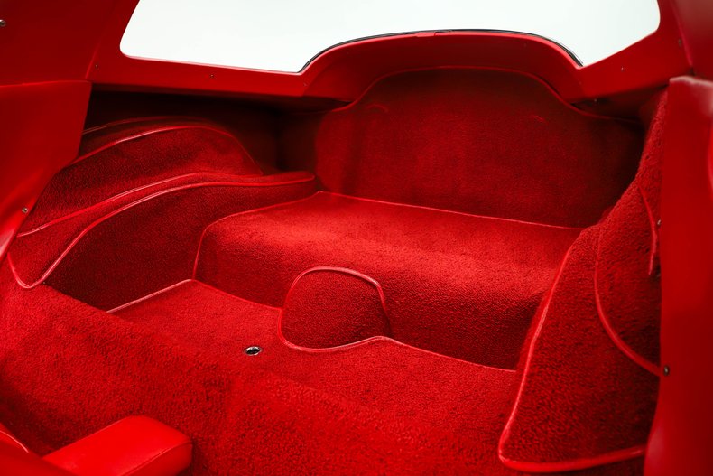 Chevrolet-Corvette-1964-Riverside-Red-Red-17