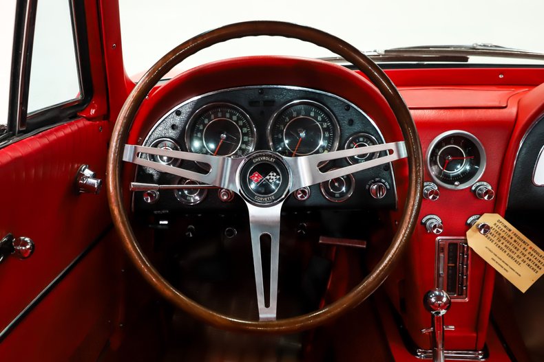 Chevrolet-Corvette-1964-Riverside-Red-Red-20